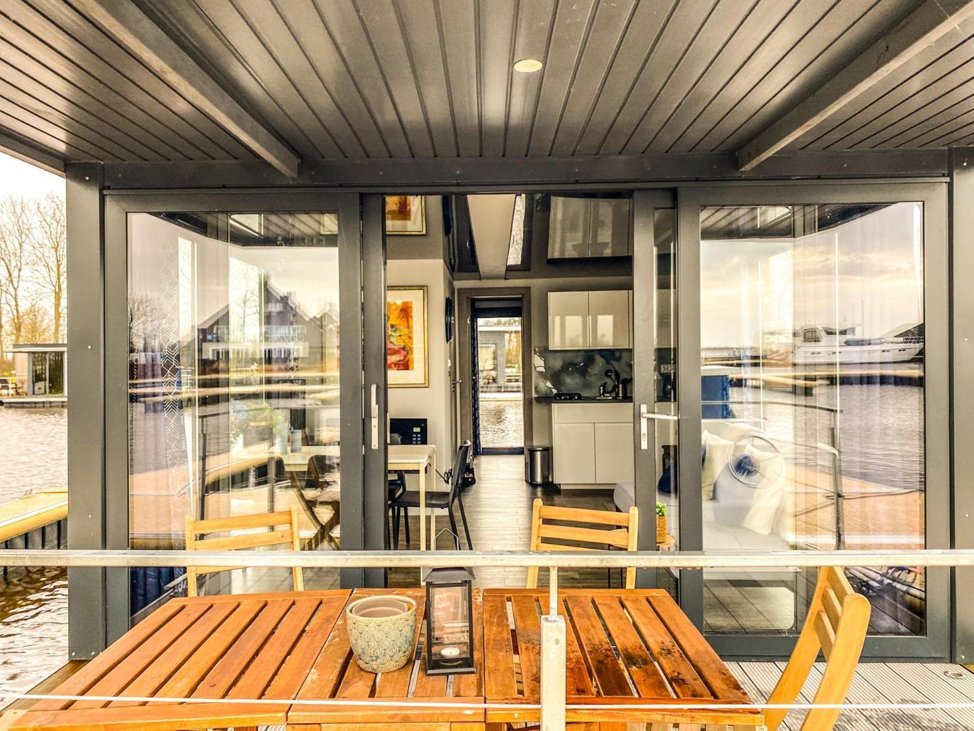 Houseboat Blue Sneekermeer Offingawier Экстерьер фото